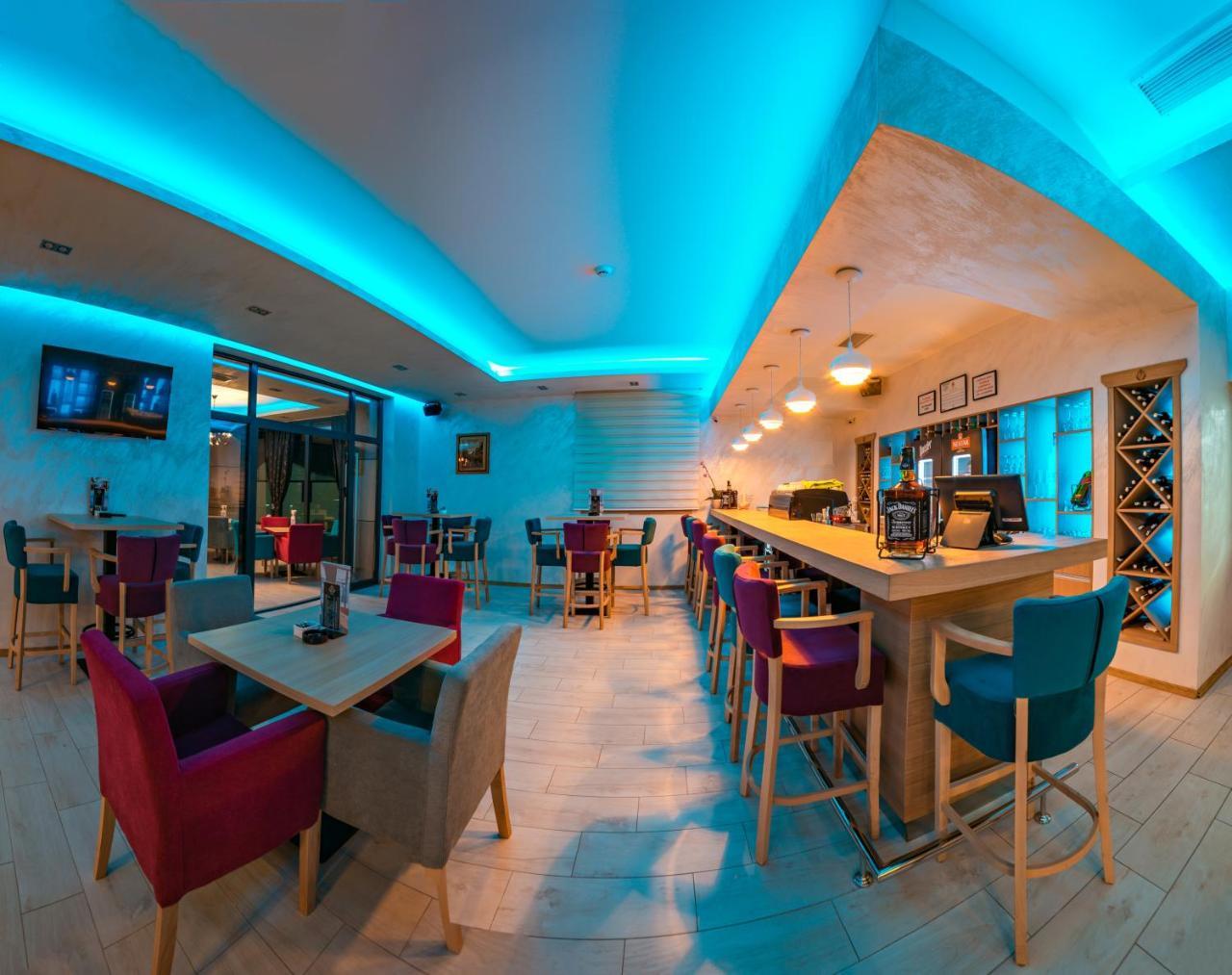 Motel Felikitas ลัคตาชิ ภายนอก รูปภาพ